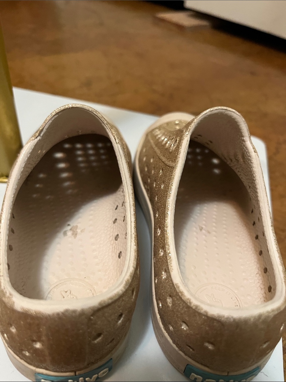 Native Kids Sneakers Sz 11 - Picture 3 of 9